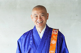 絵解きは住職自ら行っています。